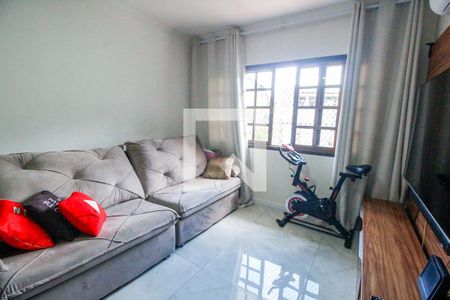 Sala de casa à venda com 3 quartos, 126m² em Parque Monte Alegre, Taboão da Serra