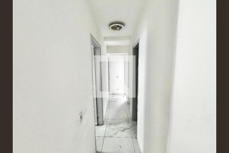 Corredor de apartamento para alugar com 3 quartos, 70m² em Chora Menino, São Paulo