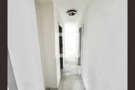 Corredor de apartamento para alugar com 3 quartos, 70m² em Chora Menino, São Paulo