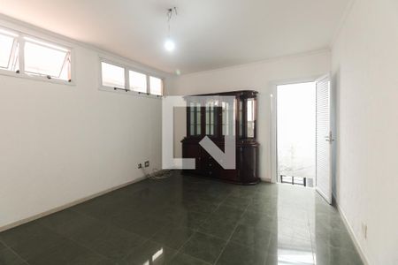 Sala Extra Reversível  de casa para alugar com 3 quartos, 300m² em Chácara Santo Antônio (zona Leste), São Paulo