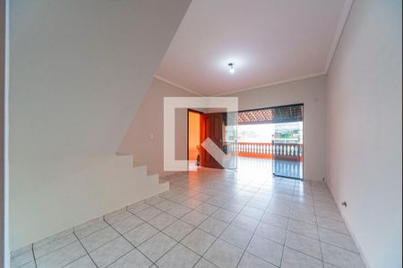 Sala de casa para alugar com 3 quartos, 100m² em Jardim Irene, Santo André