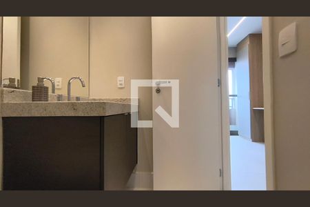 Banheiro de kitnet/studio para alugar com 1 quarto, 24m² em Vila Mariana, São Paulo