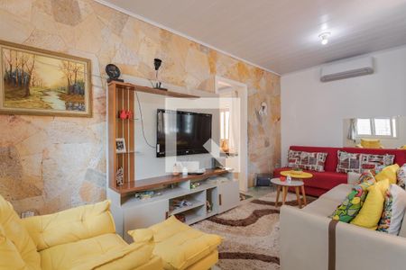 Sala de casa à venda com 4 quartos, 164m² em Navegantes, Porto Alegre