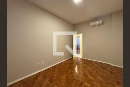Quarto 1 de apartamento à venda com 3 quartos, 98m² em Copacabana, Rio de Janeiro