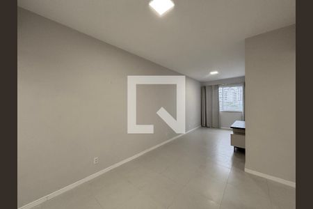 Sala de apartamento à venda com 3 quartos, 98m² em Copacabana, Rio de Janeiro