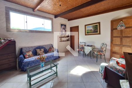 Sala de casa para alugar com 2 quartos, 63m² em Maravista, Niterói