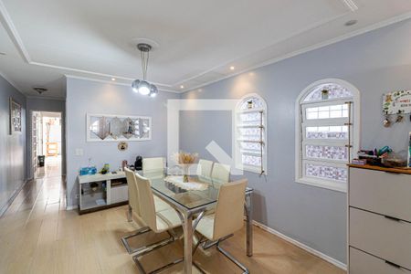 Casa à venda com 3 quartos, 200m² em Itaquera, São Paulo