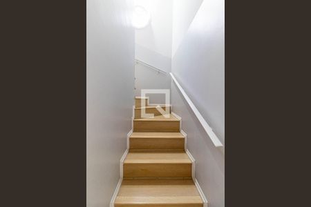 Casa à venda com 3 quartos, 200m² em Itaquera, São Paulo