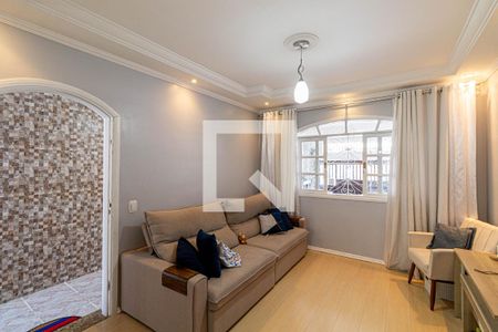 Casa à venda com 3 quartos, 200m² em Itaquera, São Paulo