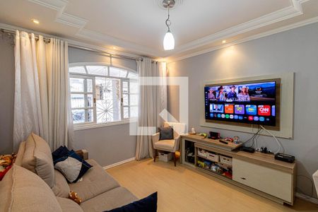 Casa à venda com 3 quartos, 200m² em Itaquera, São Paulo