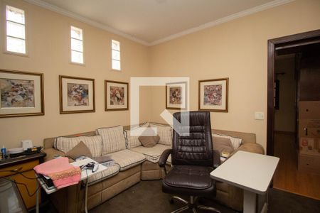 Sala de TV de casa à venda com 3 quartos, 250m² em Vila Pereira Barreto, São Paulo