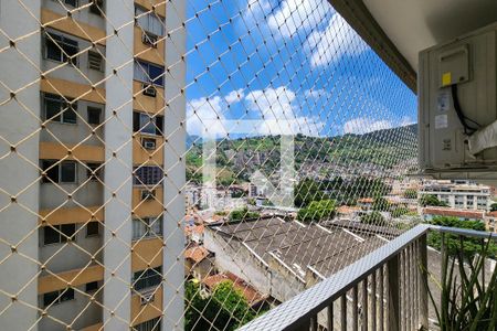 Vista de apartamento para alugar com 3 quartos, 123m² em Grajaú, Rio de Janeiro