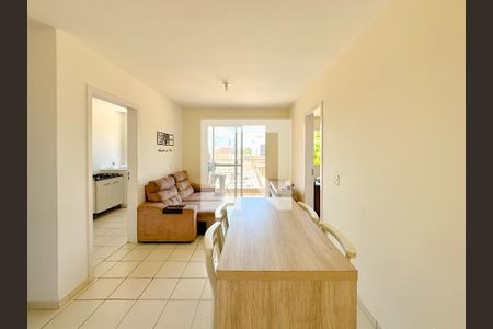 Sala de Jantar de apartamento para alugar com 2 quartos, 56m² em Serraria, São José