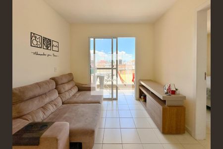 Sala de TV de apartamento para alugar com 2 quartos, 56m² em Serraria, São José