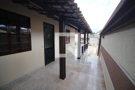Quintal de casa à venda com 6 quartos, 450m² em Santa Helena, Belo Horizonte