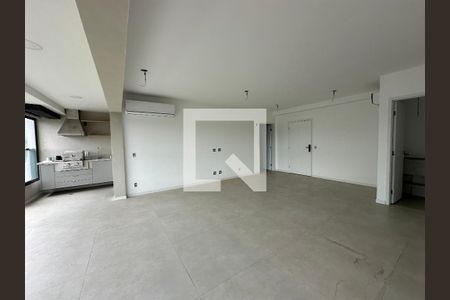 Sala de apartamento para alugar com 2 quartos, 123m² em Alphaville Industrial, Barueri