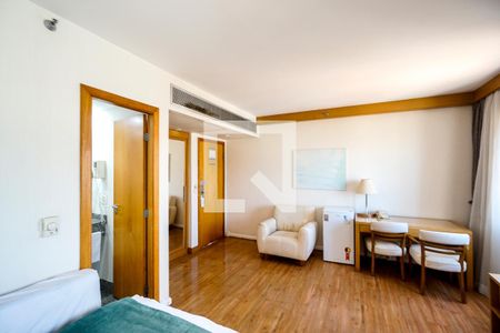 Quarto e sala de kitnet/studio à venda com 1 quarto, 28m² em Tatuapé, São Paulo