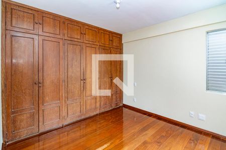 Suíte de apartamento para alugar com 5 quartos, 260m² em Coracao de Jesus, Belo Horizonte