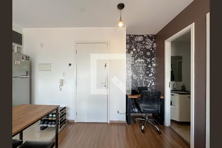 Sala/Cozinha de apartamento à venda com 1 quarto, 31m² em Água Branca, São Paulo