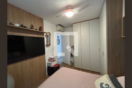 Quarto de casa para alugar com 3 quartos, 150m² em Vila Valqueire, Rio de Janeiro