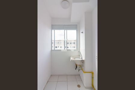 Área de Serviço  de apartamento para alugar com 2 quartos, 41m² em Jardim do Lago, Osasco