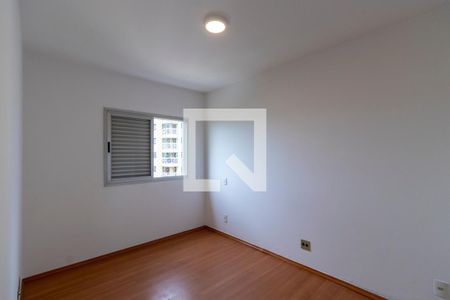 Quarto 1 - Suíte de apartamento para alugar com 3 quartos, 75m² em Vila Marieta, Campinas