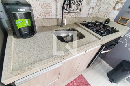 Sala/Cozinha de apartamento para alugar com 1 quarto, 28m² em Vila Campanela, São Paulo