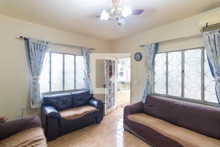 Sala de casa para alugar com 2 quartos, 120m² em Campo Grande, Rio de Janeiro