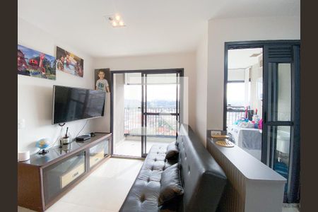 Sala de apartamento à venda com 3 quartos, 67m² em Vila Anastácio, São Paulo