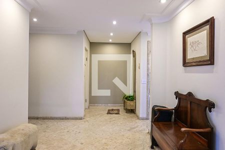Hall de Entrada  de apartamento à venda com 4 quartos, 227m² em Vila Morumbi, São Paulo