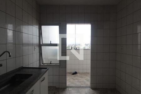 Cozinha de apartamento para alugar com 3 quartos, 60m² em Minas Caixa, Belo Horizonte