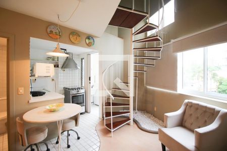 Sala de apartamento à venda com 1 quarto, 47m² em Moema, São Paulo