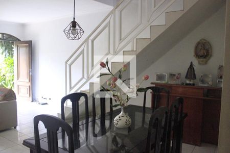 Sala  de casa à venda com 4 quartos, 215m² em Jardim Rosa de Franca, Guarulhos