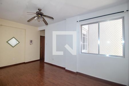 Sala de apartamento para alugar com 3 quartos, 80m² em Farroupilha, Porto Alegre