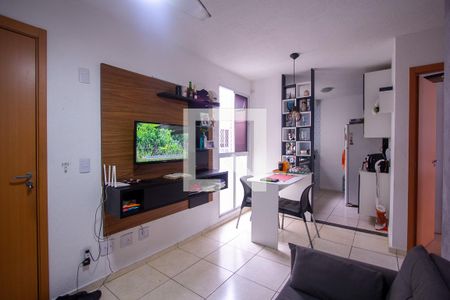 Sala de apartamento para alugar com 2 quartos, 45m² em Vila Lage, São Gonçalo