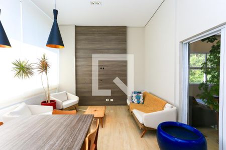 Apartamento para alugar com 3 quartos, 220m² em Parque Reboucas, São Paulo