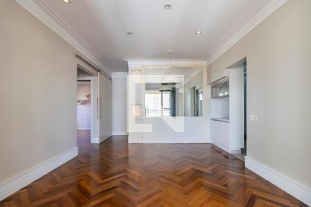 Sala de apartamento à venda com 2 quartos, 90m² em Cambuí, Campinas