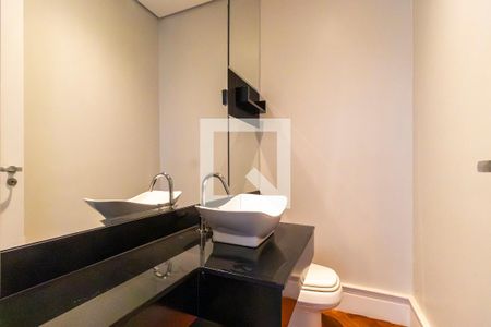 Lavabo de apartamento à venda com 2 quartos, 90m² em Cambuí, Campinas