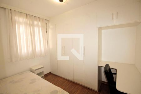 Quarto 1 de apartamento para alugar com 2 quartos, 49m² em Parque Sao Jose, Belo Horizonte