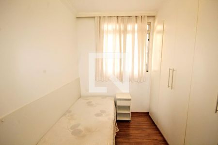 Quarto 1 de apartamento para alugar com 2 quartos, 49m² em Parque Sao Jose, Belo Horizonte