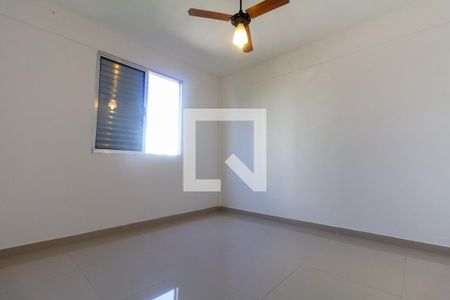 Quarto 2 de apartamento para alugar com 2 quartos, 45m² em Vila Silvia, São Paulo