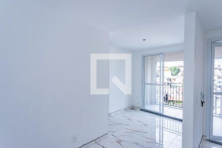 Sala e cozinha de apartamento para alugar com 3 quartos, 56m² em Limão, São Paulo