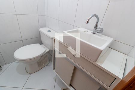Lavabo de casa para alugar com 3 quartos, 180m² em Uberaba, Curitiba