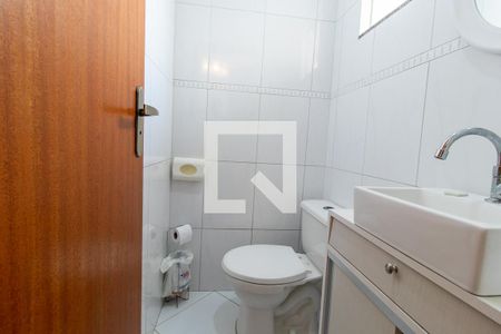 Lavabo de casa para alugar com 3 quartos, 180m² em Uberaba, Curitiba