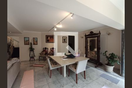 Casa à venda com 4 quartos, 359m² em Planalto Paulista, São Paulo