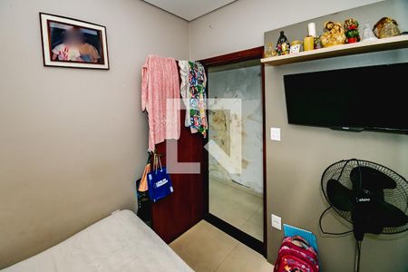 Casa à venda com 2 quartos, 390m² em Novo Glória, Belo Horizonte