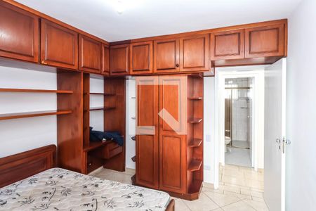 Quarto 2 de apartamento para alugar com 2 quartos, 50m² em Vila Vermelha, São Paulo