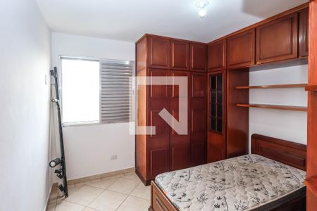 Quarto 2 de apartamento para alugar com 2 quartos, 50m² em Vila Vermelha, São Paulo