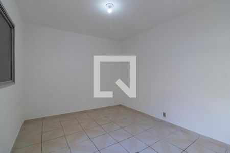 Quarto 1 de apartamento para alugar com 1 quarto, 60m² em Vila Nhocuné, São Paulo
