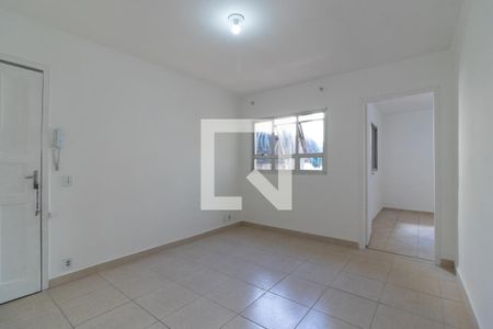Sala de apartamento para alugar com 1 quarto, 60m² em Vila Nhocuné, São Paulo